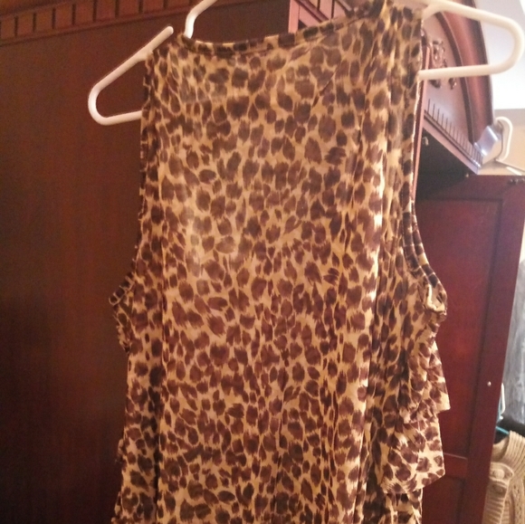 Chico's Size 2 Ruffled Leopard tank - Picture 2 of 5